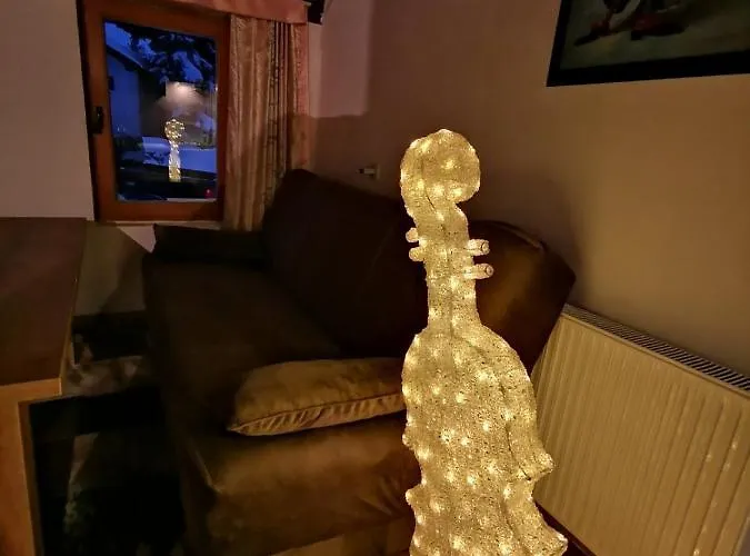 Winter Forest Vlasic