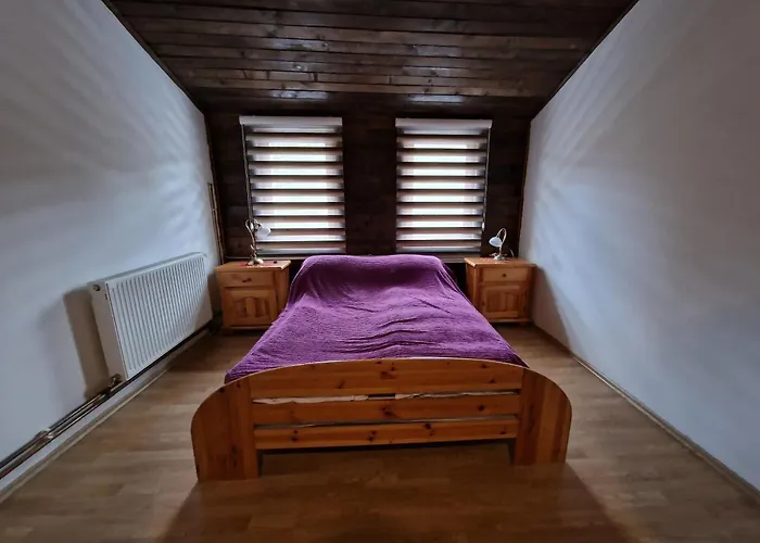 Winter Forest Vlasic Bed & Breakfast *